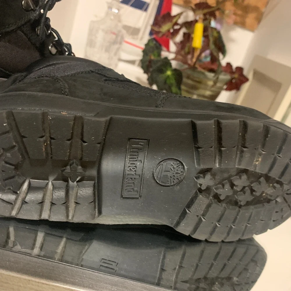 Timberland Kids Black Leather 6 Inch‎ Field Boots